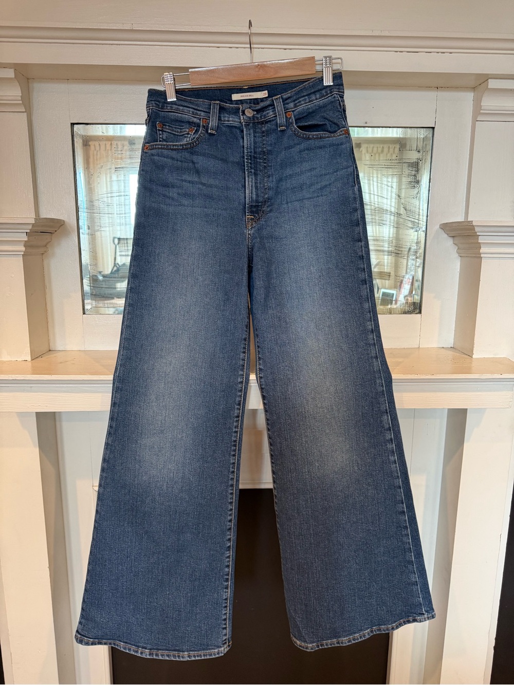 Levi's Ribcage Bell High-Rise Jeans — Medium Blue